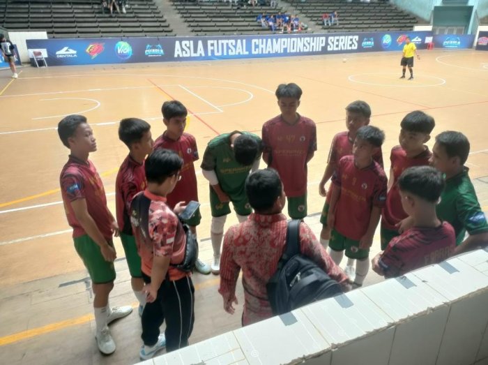 Dukungan Penuh Pembina dan Guru Olahraga Bakar Semangat Tim Futsal MAN 2 Kota Jambi di ASLA Championship 2025