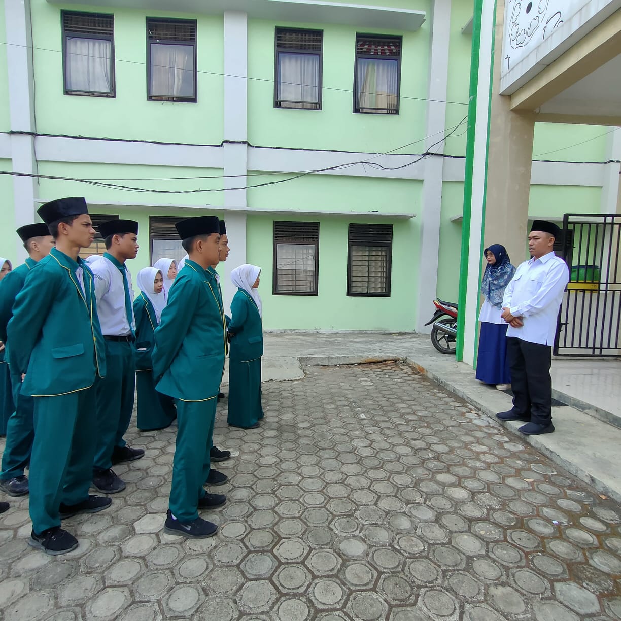 Pelaksanaan ANBK 2024 di MAN 2 Kota Jambi Berlangsung Sukses